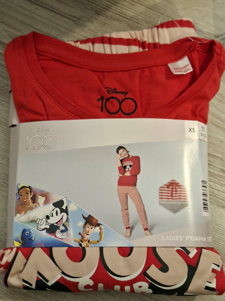 Disney Mickey Mouse Women’s Pajama Set – Red