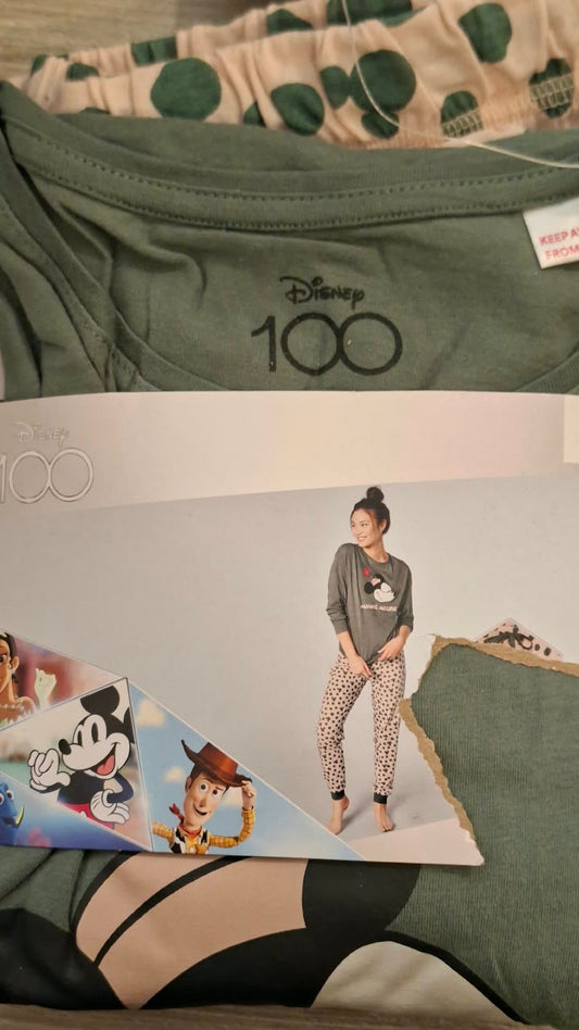 Disney Mickey Mouse Women’s Pajama Set